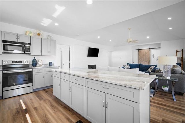 15111 Regus Road, Coden, AL 36523