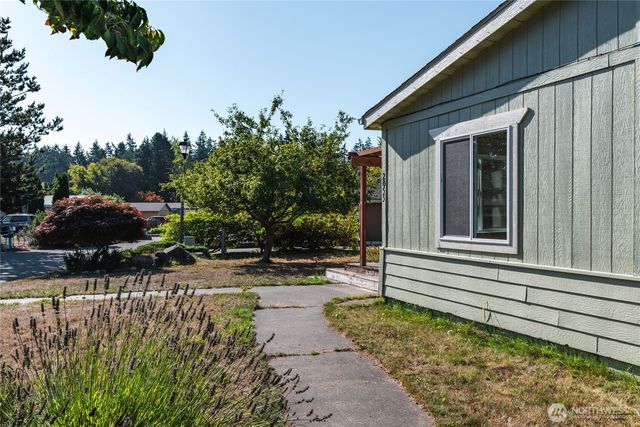 2055 Victoria Avenue, Port Townsend, WA 98368
