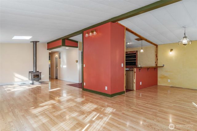 2055 Victoria Avenue, Port Townsend, WA 98368