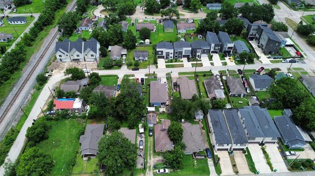 1501 Featherstone Street, Houston, TX 77020