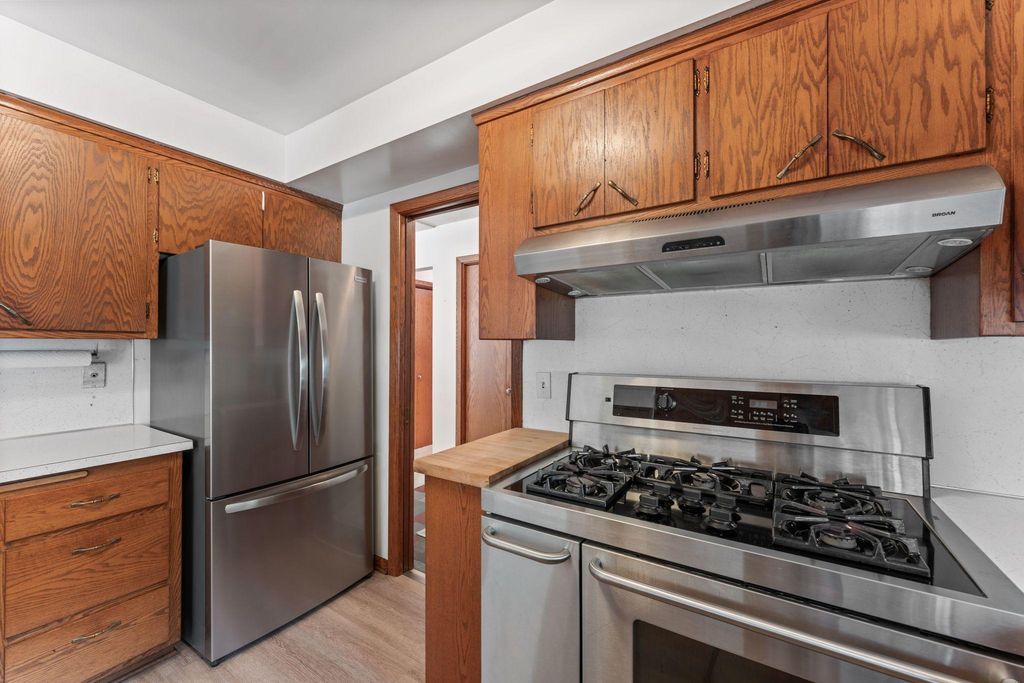 4633 4th Street NE, Columbia Heights, MN 55421 — photo 5