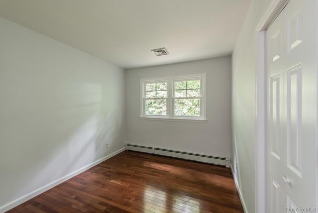 33 Horizon Hill Drive, Poughkeepsie, NY 12603