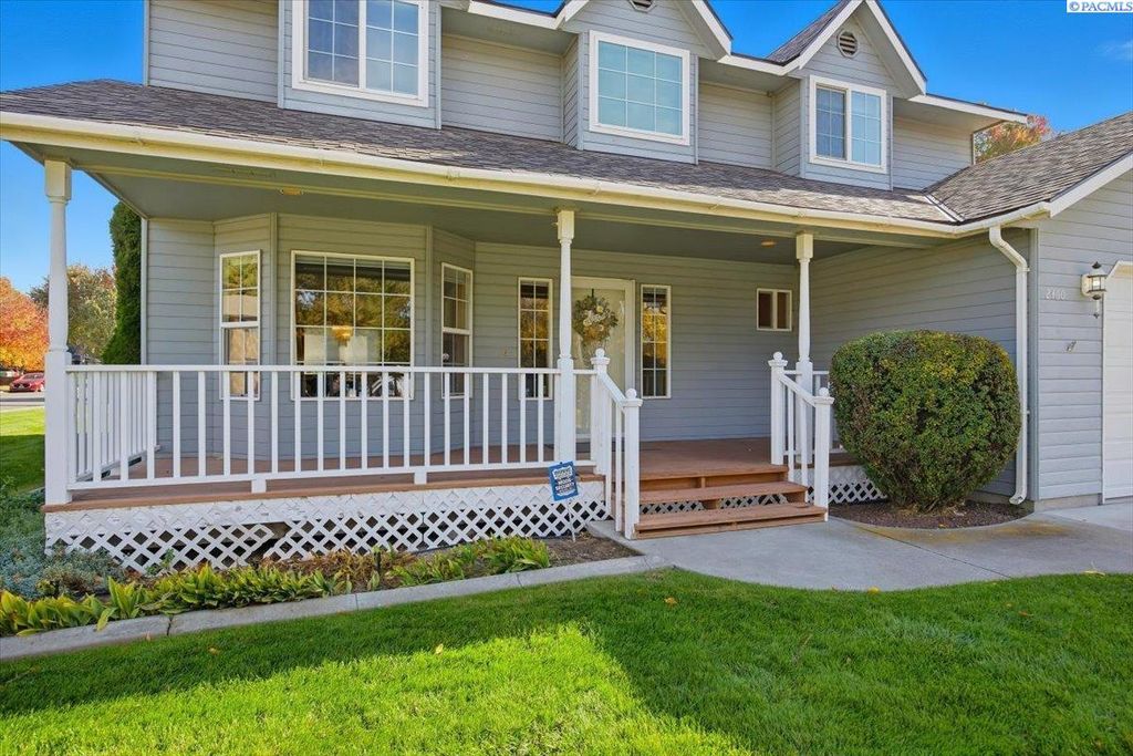 2460 Westmoreland Dr, Richland, WA 99354