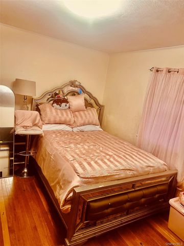 1134 S Everett Street, Valley Stream, NY 11580