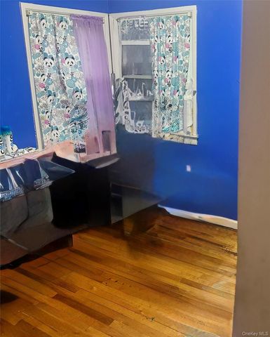 1134 S Everett Street, Valley Stream, NY 11580