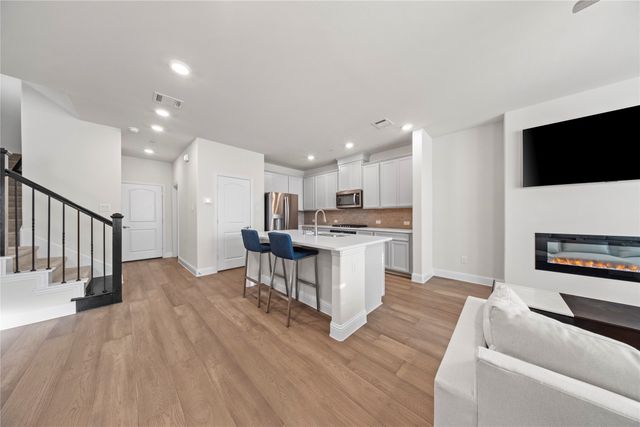 7849 Sunset Boulevard, Rowlett, TX 75088