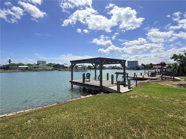 235 Ridge Harbor, Rockport, TX 78382
