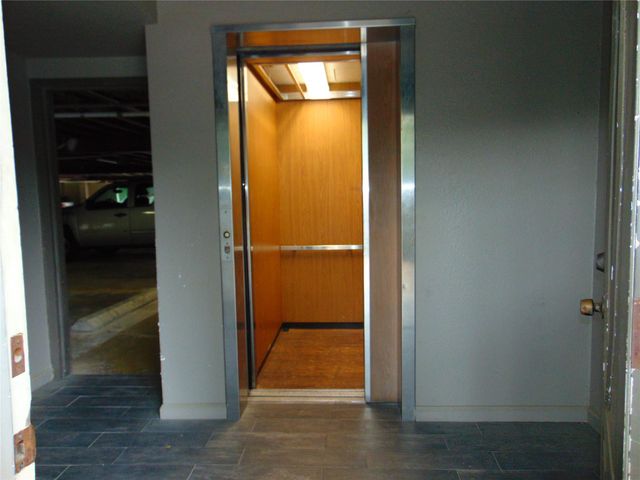 2508 Enfield RD 8, Austin, TX 78703