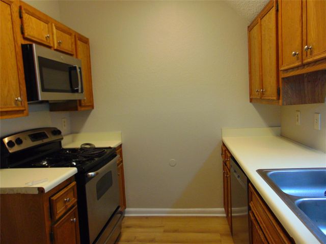 2508 Enfield RD 8, Austin, TX 78703