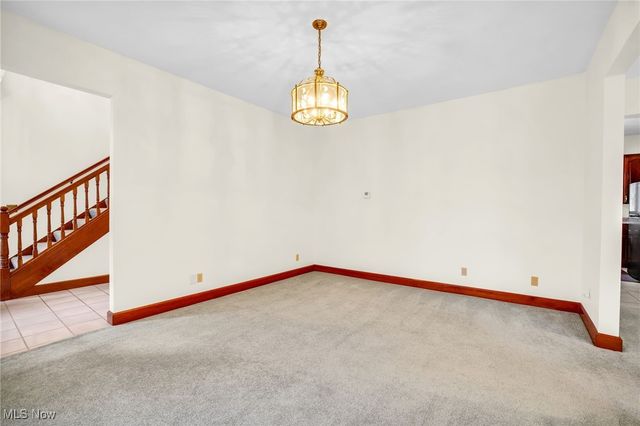 100 Merlot Court, Doylestown, OH 44230