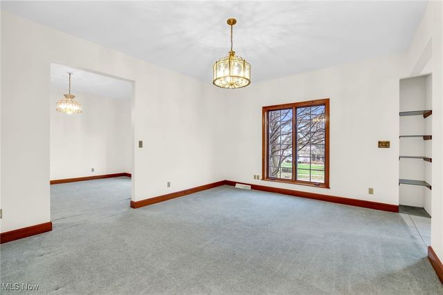 100 Merlot Court, Doylestown, OH 44230