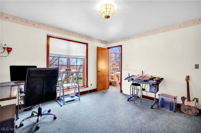 100 Merlot Court, Doylestown, OH 44230