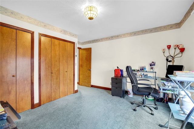 100 Merlot Court, Doylestown, OH 44230