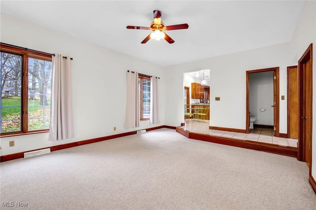 100 Merlot Court, Doylestown, OH 44230