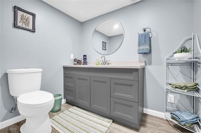 100 Merlot Court, Doylestown, OH 44230