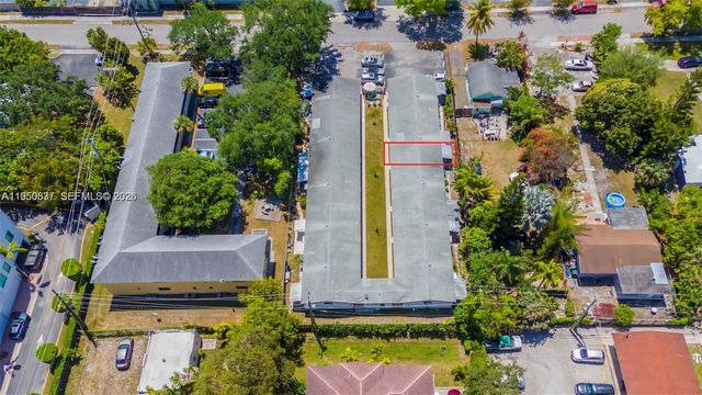 2215 Jackson St 3, Hollywood, FL 33020