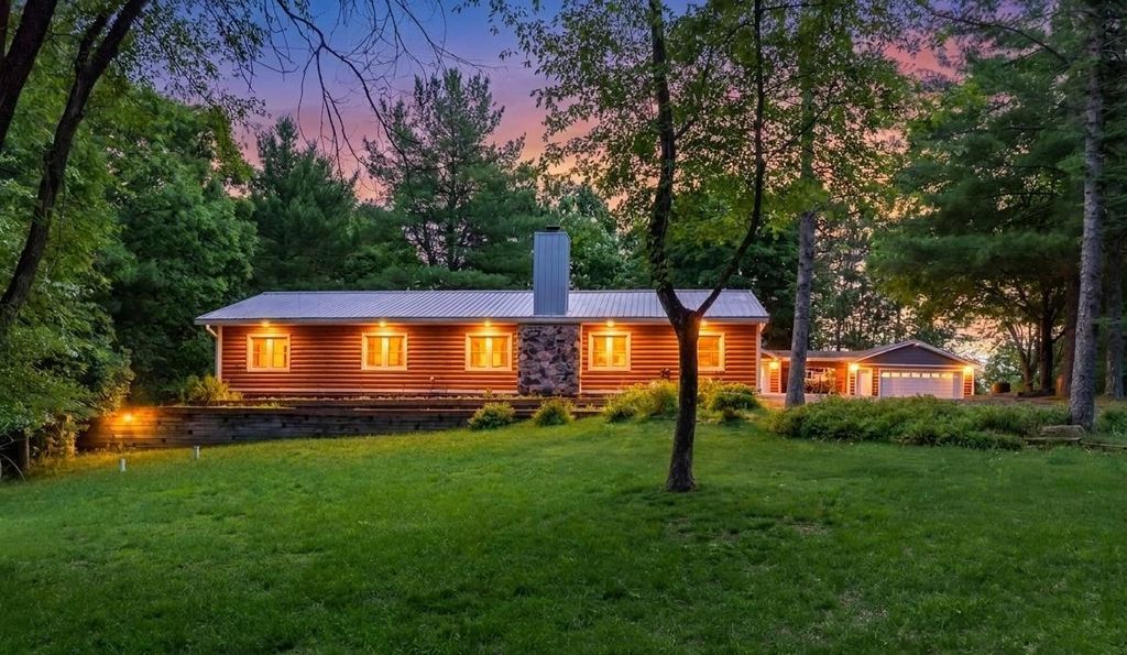 2116 Leona Street, Friendship, WI 53934