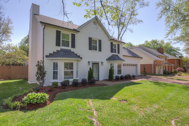 521 Maplegrove Dr, Franklin, TN 37064