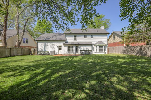 521 Maplegrove Dr, Franklin, TN 37064
