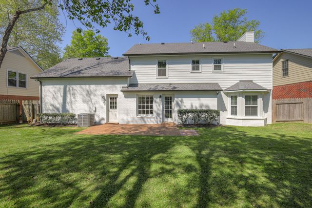 521 Maplegrove Dr, Franklin, TN 37064