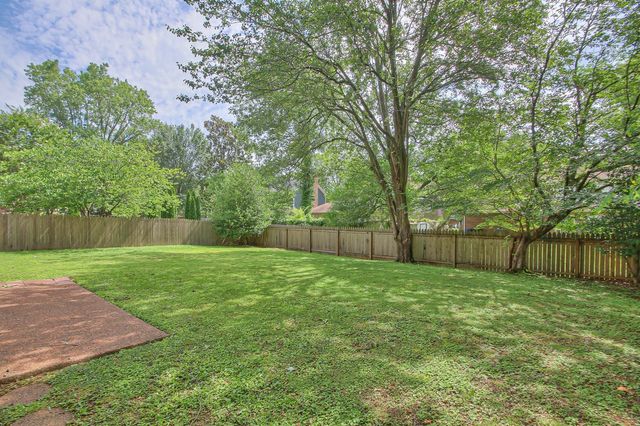 521 Maplegrove Dr, Franklin, TN 37064
