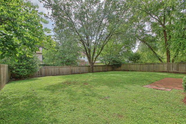 521 Maplegrove Dr, Franklin, TN 37064