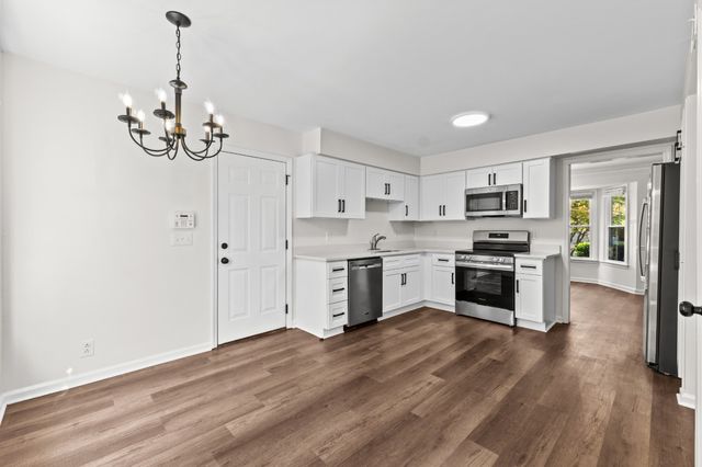 521 Maplegrove Dr, Franklin, TN 37064