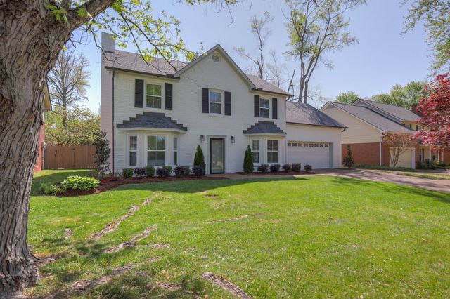 521 Maplegrove Dr, Franklin, TN 37064