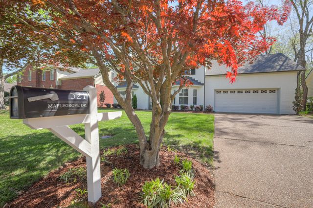 521 Maplegrove Dr, Franklin, TN 37064