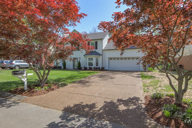 521 Maplegrove Dr, Franklin, TN 37064