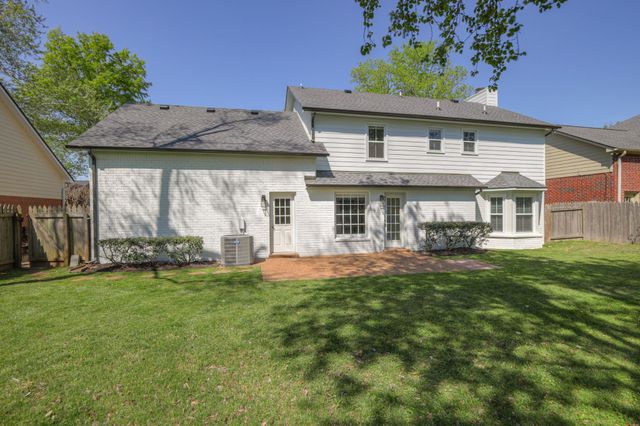 521 Maplegrove Dr, Franklin, TN 37064