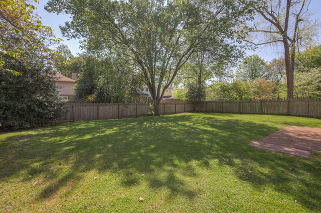 521 Maplegrove Dr, Franklin, TN 37064