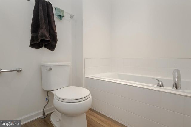 12 ORCHARD GREEN DR, Charles Town, WV 25414