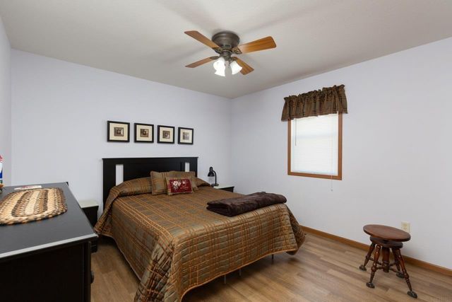 603 4th Ave., Parkersburg, IA 50665