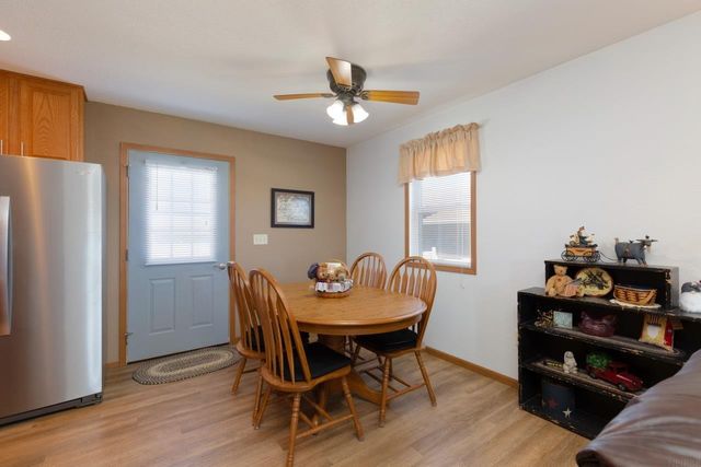 603 4th Ave., Parkersburg, IA 50665
