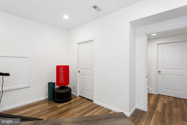 867 N OPAL ST, Philadelphia, PA 19130