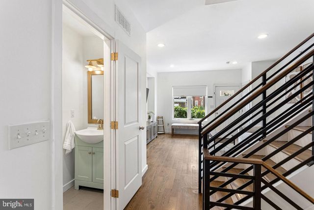 867 N OPAL ST, Philadelphia, PA 19130