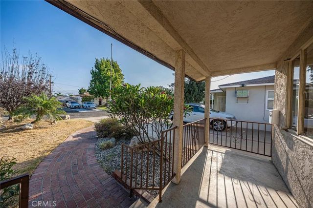 16734 E Devanah, Covina, CA 91722