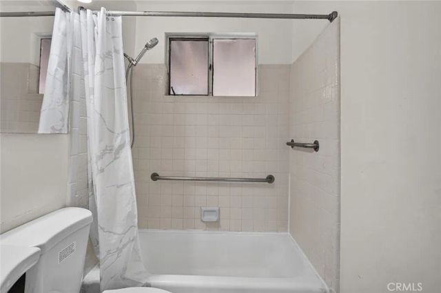 16734 E Devanah, Covina, CA 91722