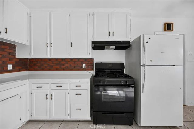 16734 E Devanah, Covina, CA 91722