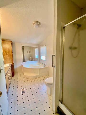 521 County Road 3070, Crockett, TX 75835
