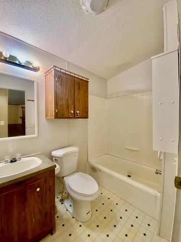 521 County Road 3070, Crockett, TX 75835