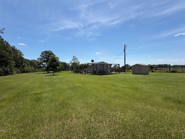 521 County Road 3070, Crockett, TX 75835