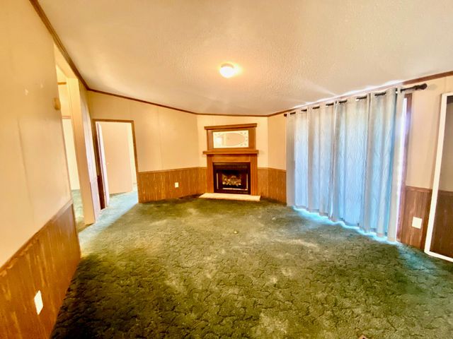 521 County Road 3070, Crockett, TX 75835
