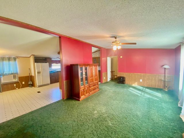521 County Road 3070, Crockett, TX 75835