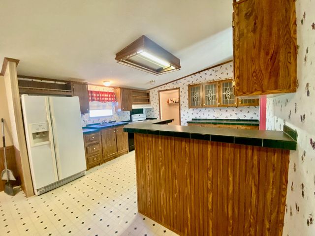 521 County Road 3070, Crockett, TX 75835