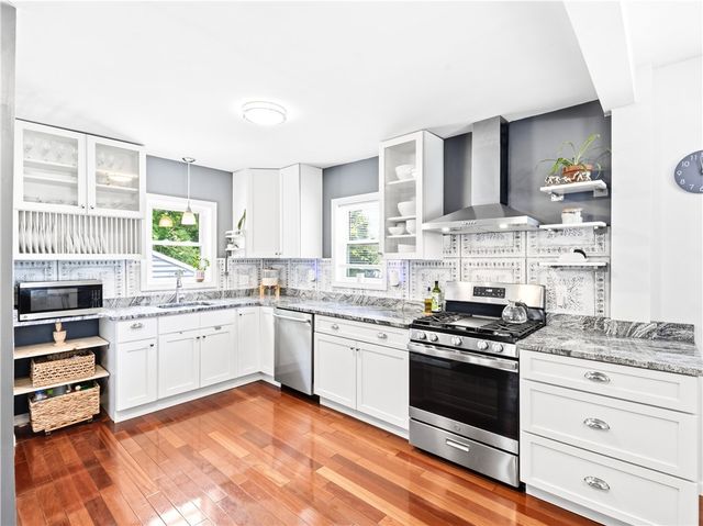 44 Ruth Avenue, East Providence, RI 02916