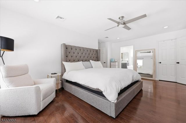 79 Melrose Dr, Chester Twp., NJ 07930