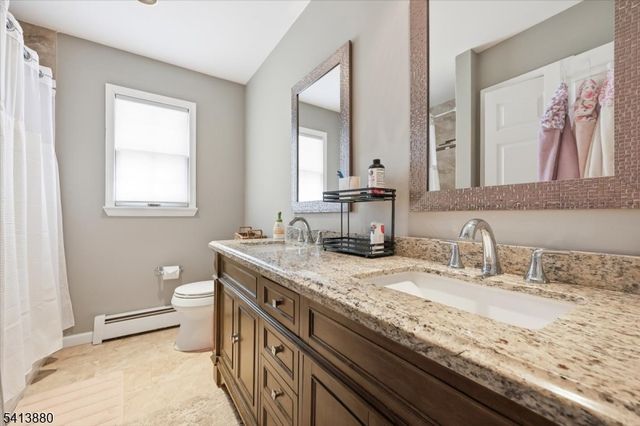 79 Melrose Dr, Chester Twp., NJ 07930