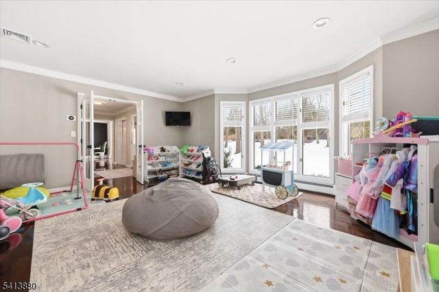 79 Melrose Dr, Chester Twp., NJ 07930